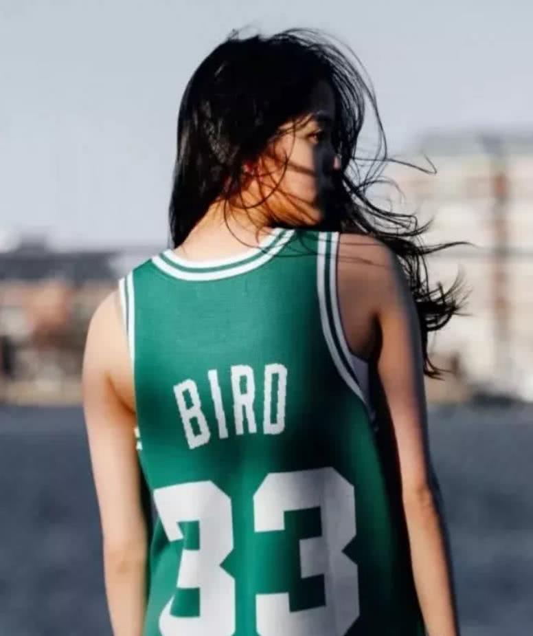 什么人不适合穿波点 b83c3ff0a4404af190acdce86867149f.jpeg