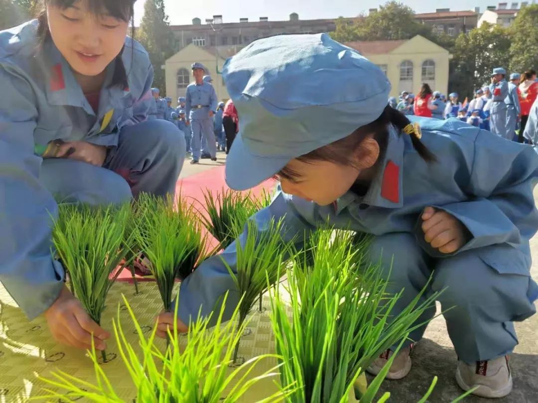 什么挥锹成语_成语故事简笔画