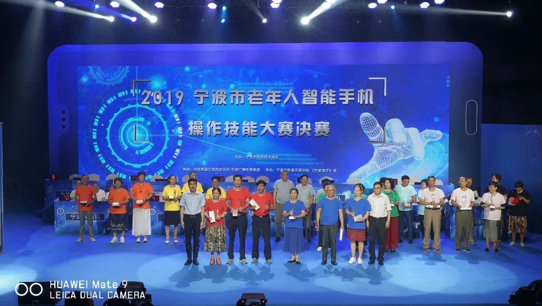 人均培训经费_培训机构图片(2)