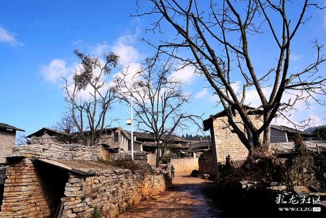 大美云南丨石林糯黑村一个石头凝固成的古老村寨