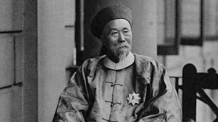 中国人最讲究人际关系,靠着父亲与李鸿章的关系