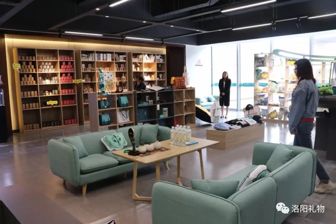 洛阳博物馆 文创店 615f4d8020824186b9b1c47800567efa.jpeg