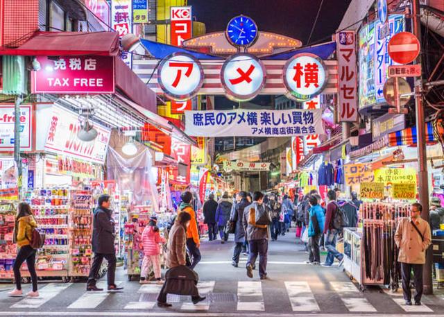 What are the charms of the downtown (old streets) in Tokyo, Japan? Reasons why everyone loves to visit