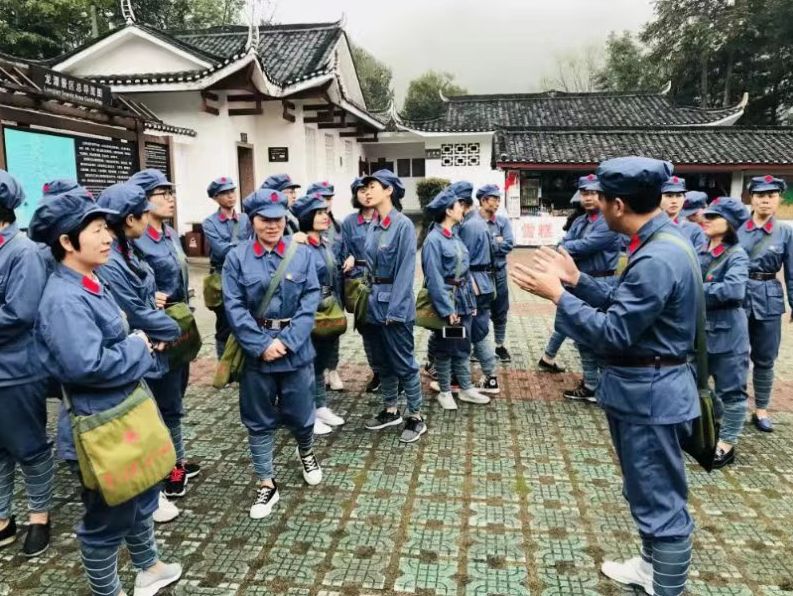 寻根61寻梦61寻责61寻美2019福州中小学德育干部远赴井冈山研训