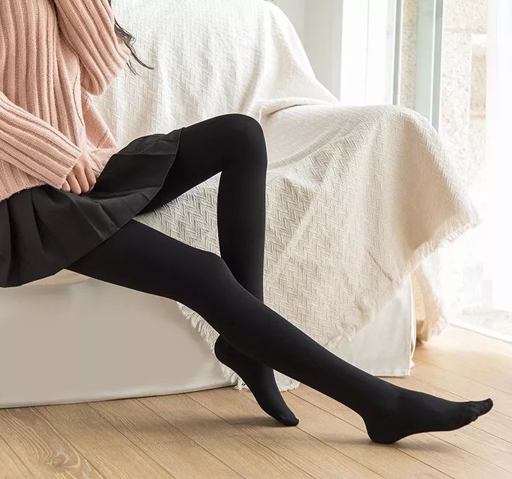 打底袜外穿显腿直 55c6fec62d3e4ef086cd9c80e0b353f3.jpeg