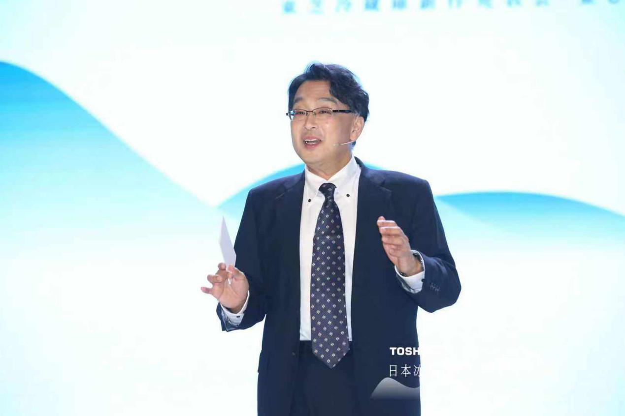 首部品牌沉浸话剧《芝·味》首演：东芝首台星级料理冰箱全球上市-家电圈官网