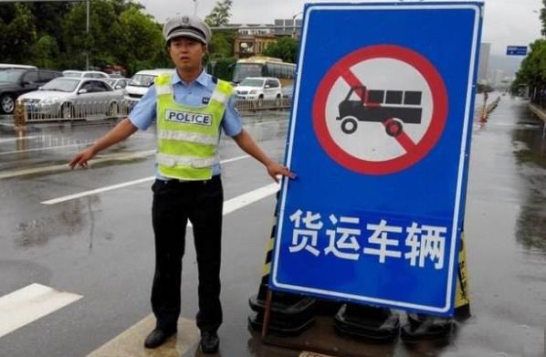 国内皮卡若全面解禁，13万起的长城炮可能会卖疯，还买SUV?