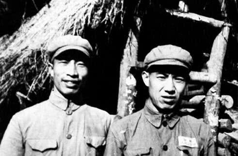 第二野战军3个兵团，下辖9位军长分别是谁？1955年被授什么军衔？