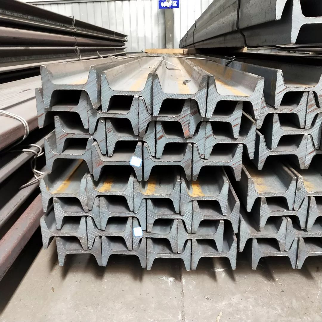 矿用工字钢一般简称为矿工钢,为工字钢的一类,主要用于矿井巷道的支撑