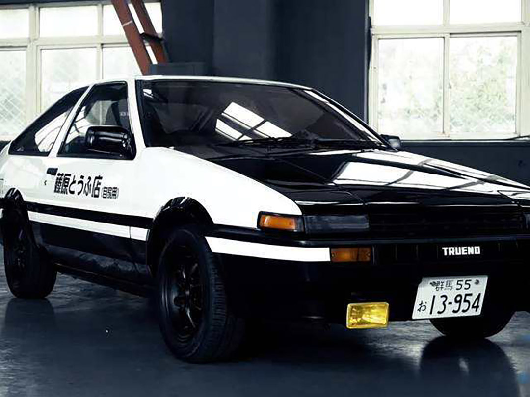 (藤原拓海—ae86)ae86 trueno其实只是丰田corolla的