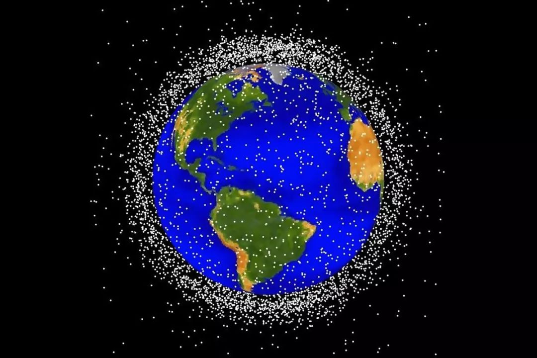 是谁让地球转动 db694bd0b5c4482bb722facf459b7591.jpeg