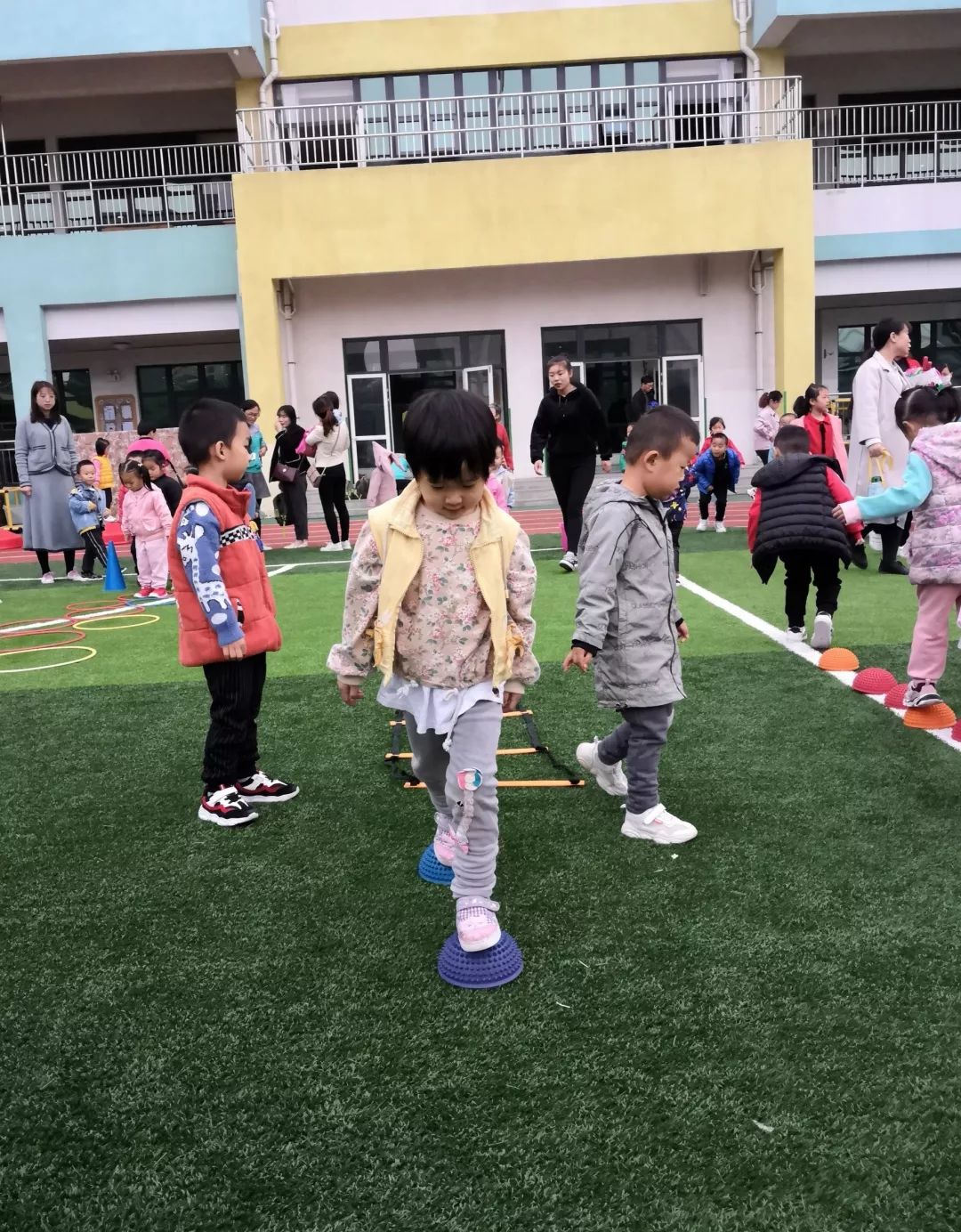 【园所动态】宁阳大地金桥幼儿园— —快乐晨练