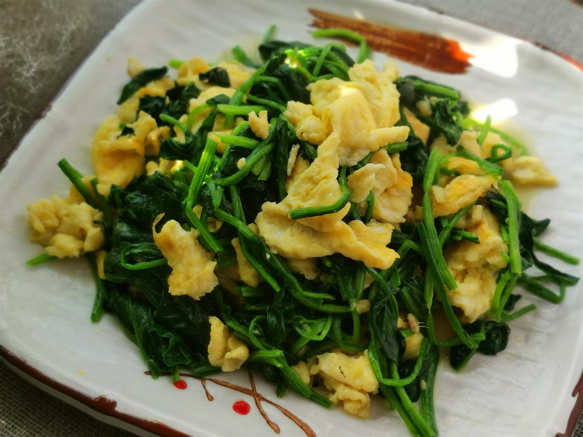 菠菜炒鸡蛋,菠菜炒鸡蛋的家常做法 - 美食杰菠菜炒鸡蛋做法大全