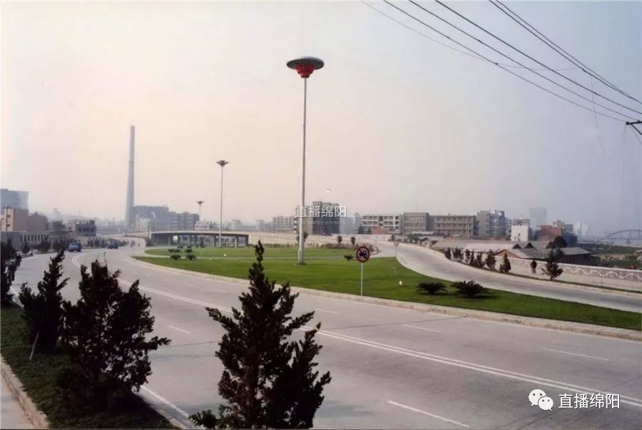 老照片里的绵阳丨那些路!那些桥!_城市