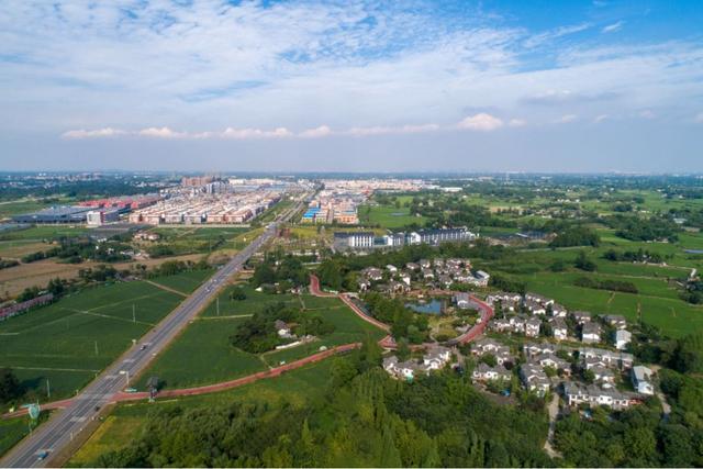 彭州市泉水绿道体系和中国·四川天府蔬香博览园项目,为濛阳镇打造沿