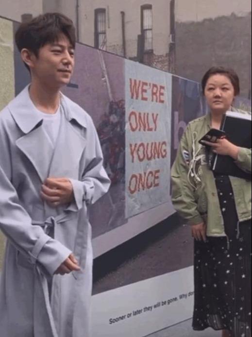 双手合十表达的意思 06bb556274564ad38f2417b406d5471d.jpeg