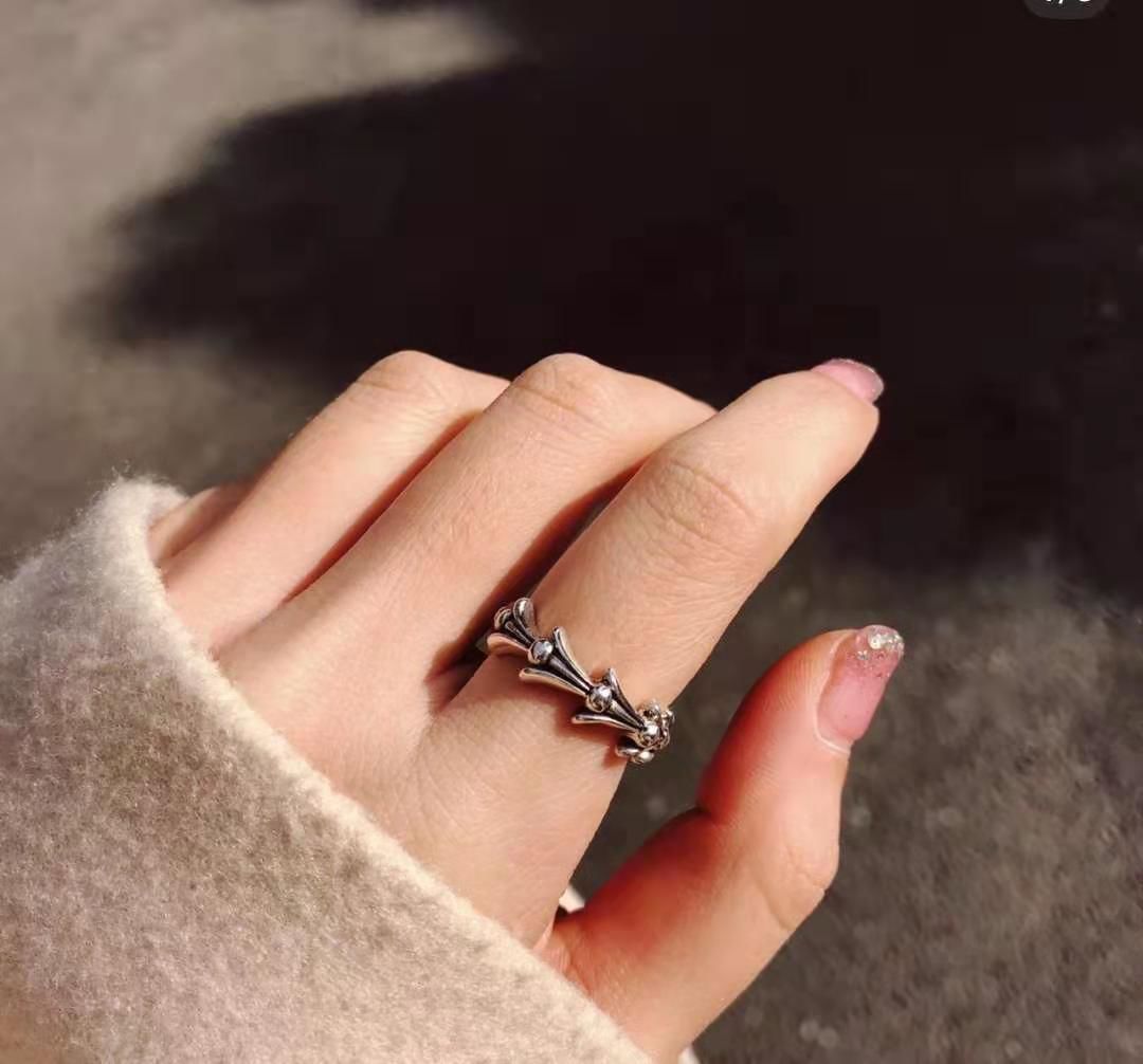 为了不闹笑话，不能错过了解手指戴戒指的含义！