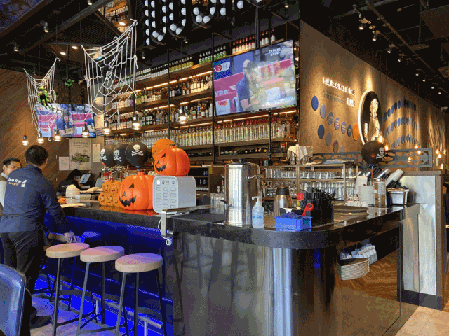 高新路|168元抢bluefrog蓝蛙(中大店) 双人餐~美式烧烤牛肉汉堡 奶油