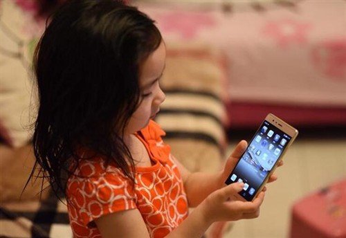 蓝象宝贝育儿：提醒家长：马上霜降，带娃“戒掉”3样，不然孩子容易积食不长个