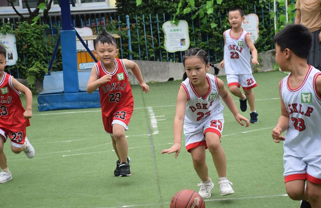 蓝象宝贝育儿■孩子个子矮都是“惯”的，这几个坏习惯不纠正，父母再高也没用