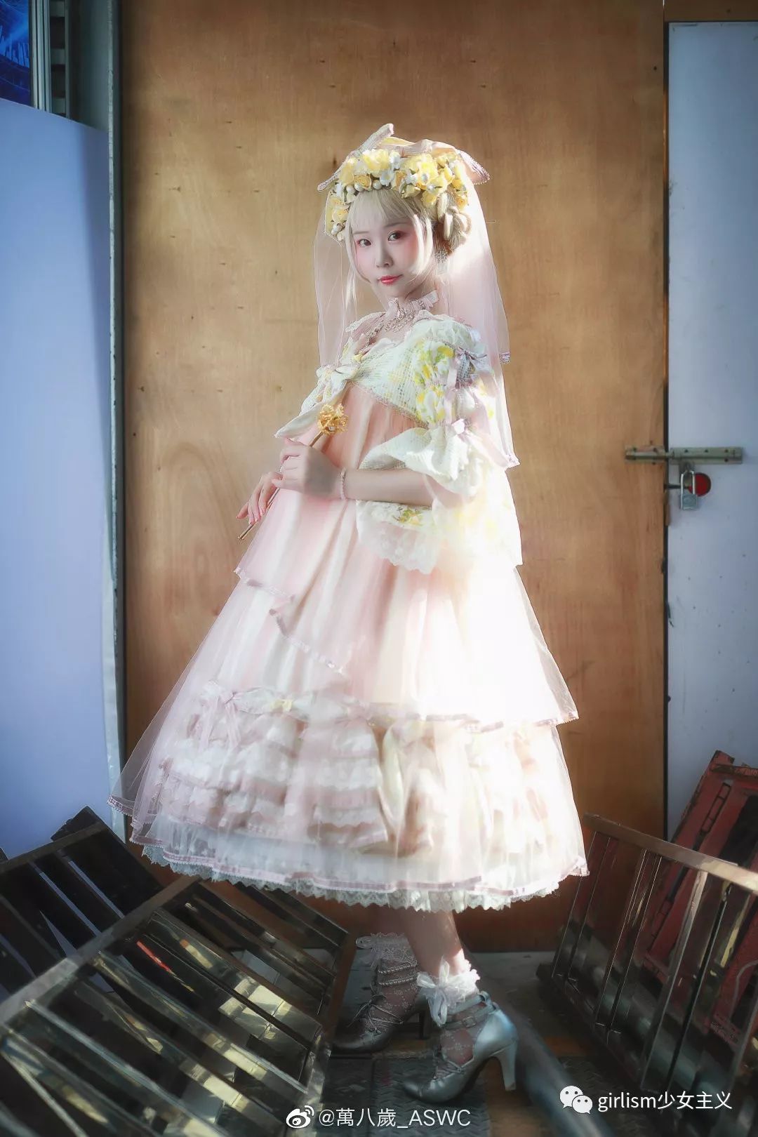 灵瑶reiyou与和平之春齐名的天国少女,同样是一条既美且孕的裙子.