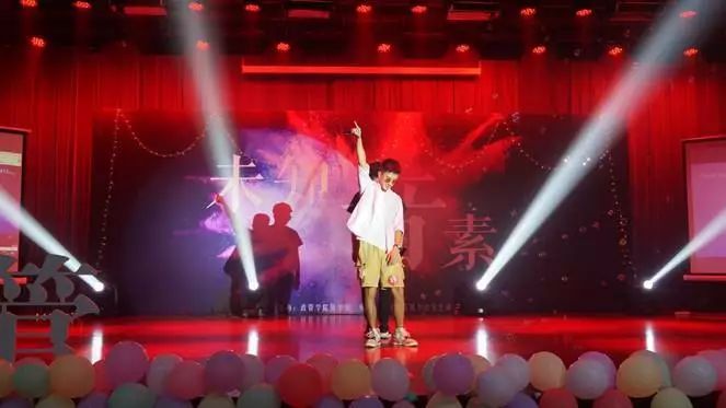 经过三小时扣人心弦的大比拼top10名单新鲜出炉10余达卿 9周泽坤 8