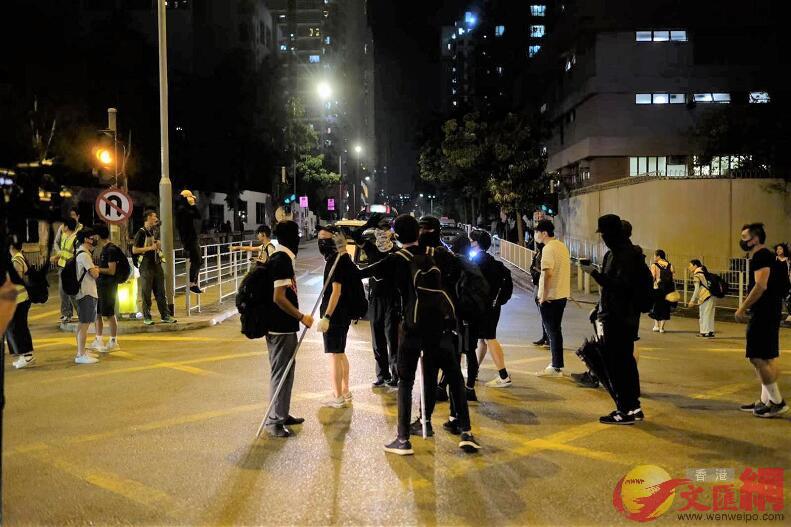 香港医管局：昨夜元朗冲突28人送院年龄最小仅13岁