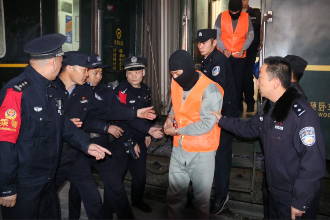 嘉峪关:再破特大电信诈骗案