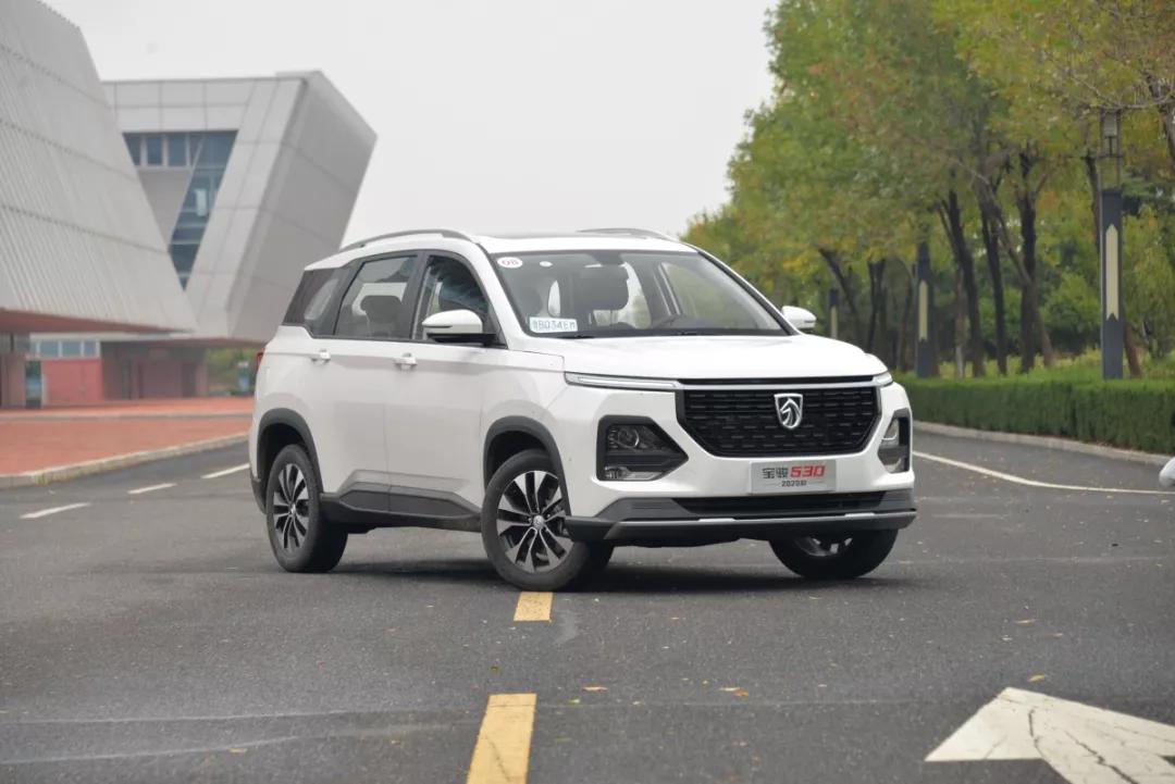 近期上市的这4款国产新车,售价不到十万!_搜狐汽车