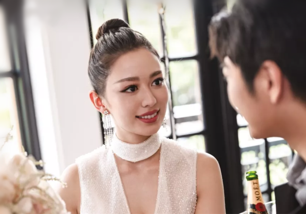 八卦爆料|原创高甜来袭！郎朗吉娜展现童话爱情故事，撞脸郭碧婷性格却大不同