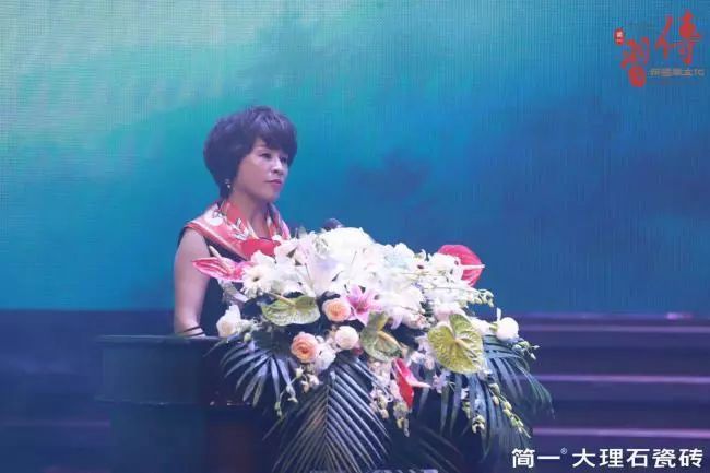 简一大理石瓷砖成都品牌服务商卓小艳介绍了为何简一要坚持举办傳習新