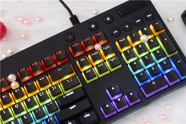 机械键盘怎么选?罗技g610彩色键帽,体验如何?