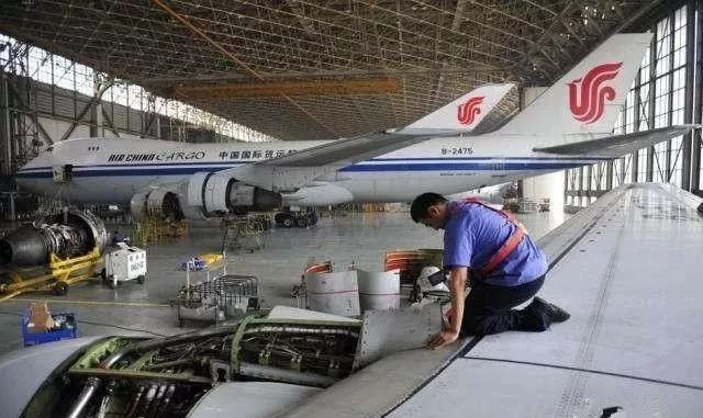 波音747飞行一次需要多少钱?