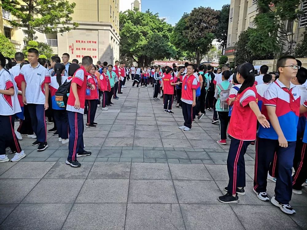 社团活动|穿越人海拥抱你——记福州屏东中学2019-2020学年社团纳新