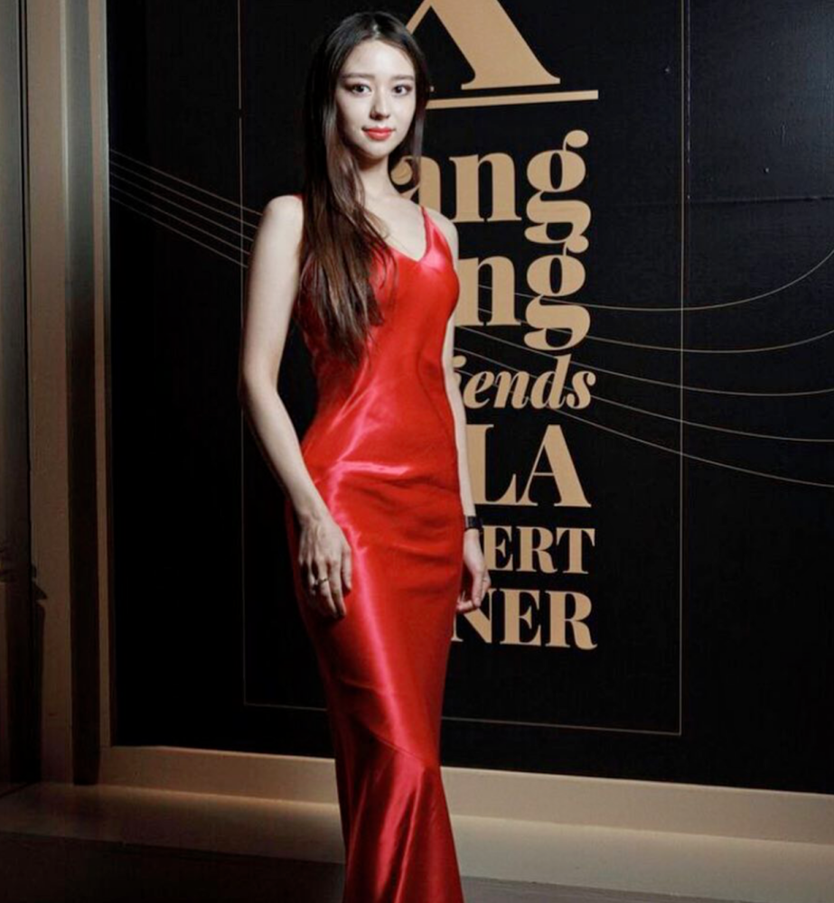 八卦爆料|原创高甜来袭！郎朗吉娜展现童话爱情故事，撞脸郭碧婷性格却大不同