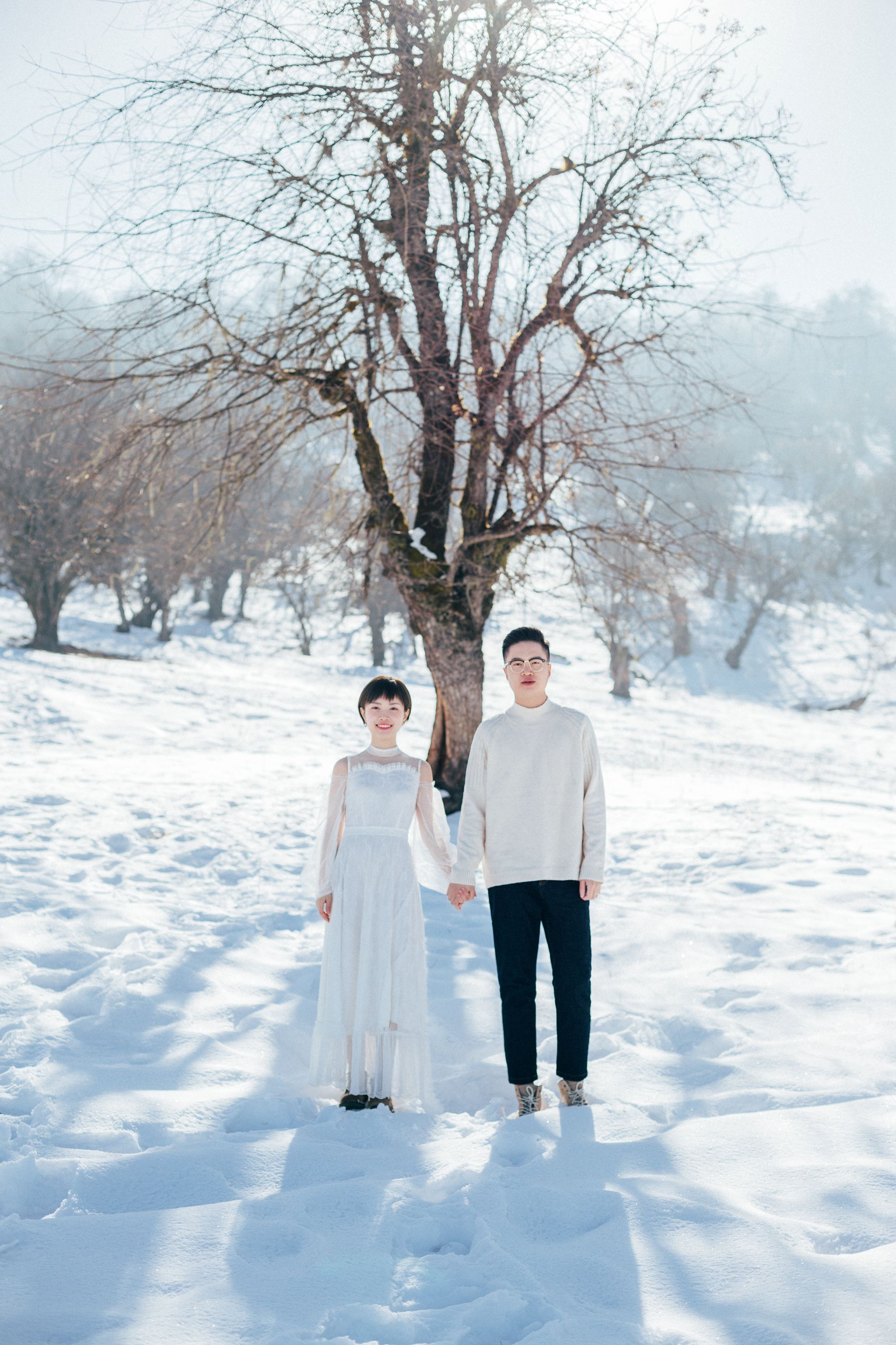 冬季雪景婚纱照_冬季雪景图片(2)