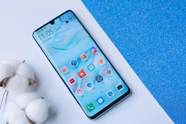 华为手机目前最值得入手的一款是 f36deb2b0235421ab7ad177e3a08c70a.jpeg