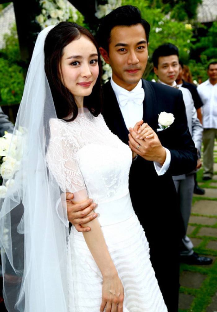 后来 刘恺威和王鸥的"剧本"事件,更是将杨幂离婚的消息变成了月经贴