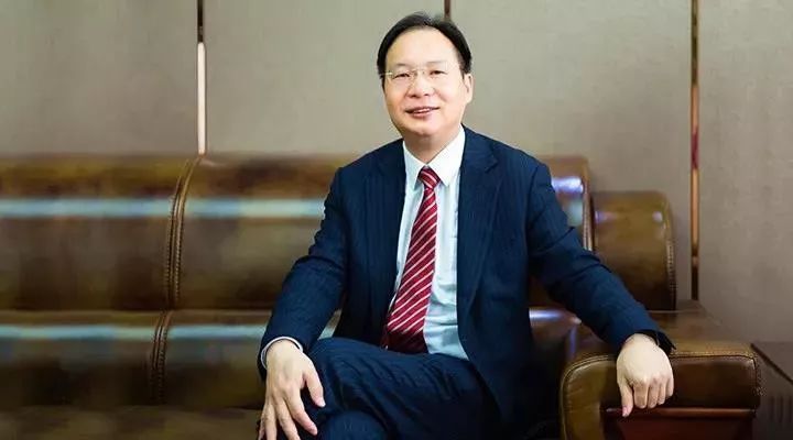 黄裕辉 南通三建控股集团董事局主席当前,以互联网技术为引领的大数据