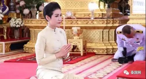 岳汉：泰国恩宠正盛的“宠妃”，究竟为何被废黜？_妮娜