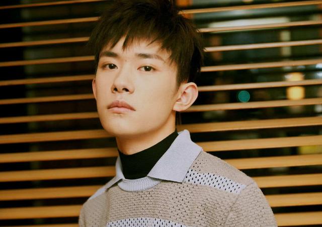 易烊千玺的电影作品有哪些 ab0d6b79e90e4030a9f57f7991ddfbe1.jpeg