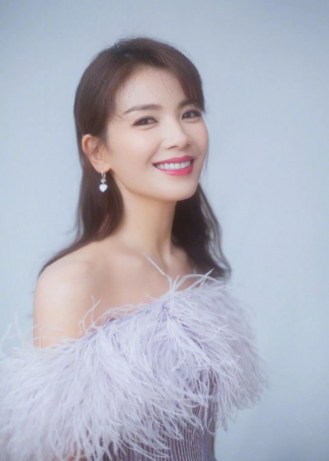 国民妻子20天嫁入伪豪门,老公成软饭男,41岁