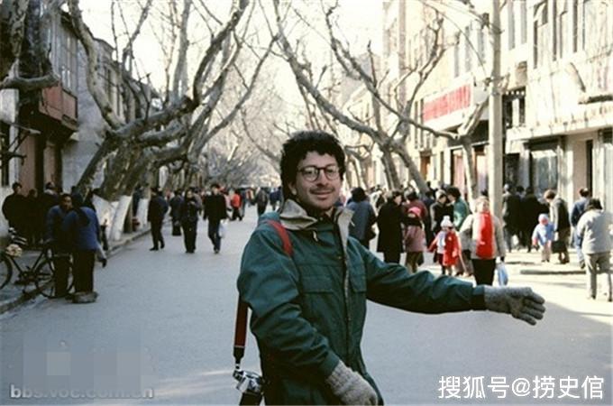 1980年代中国人,喜欢围观外国人只有冬天才戴口罩