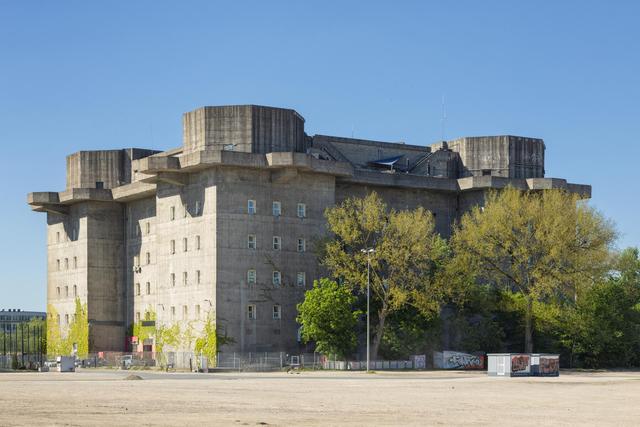 二战德军35米高的碉堡被改造成酒店,有136间客房,曾是游戏关卡_堡垒