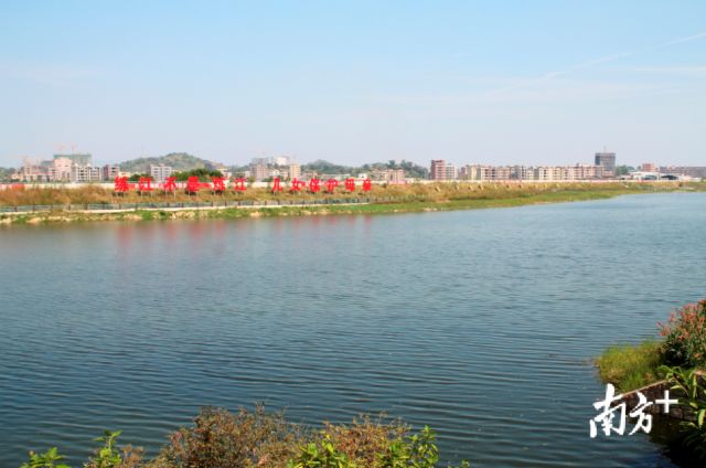 普宁市把练江流域环保基础设施项目建设作为最大的政治工程,民生工程