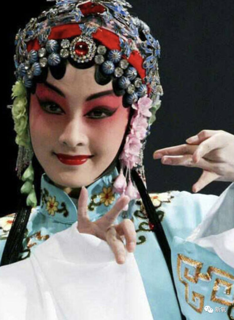 李沁到底是不是纯天然?超硬核对比分析来了!