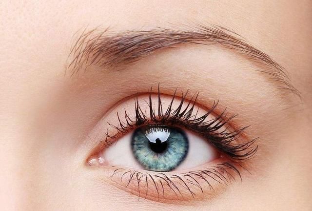 自己点眼药水的正确方法 fe84cade232d44499e18185cf9ab5d27.jpeg