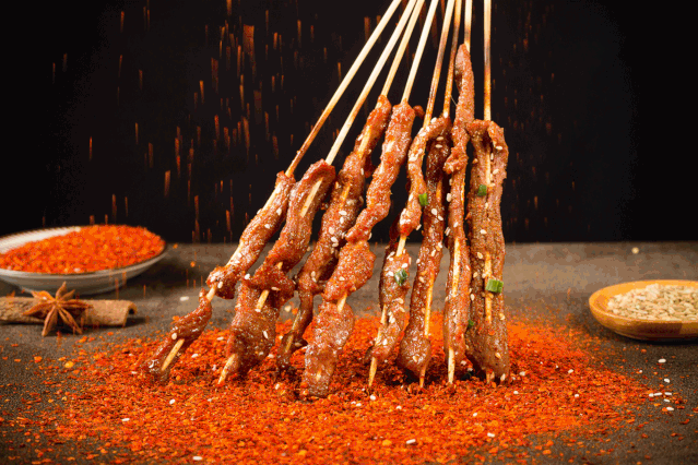 江湖有令,这家店的羊肉不来个139串儿不敢吹牛逼!