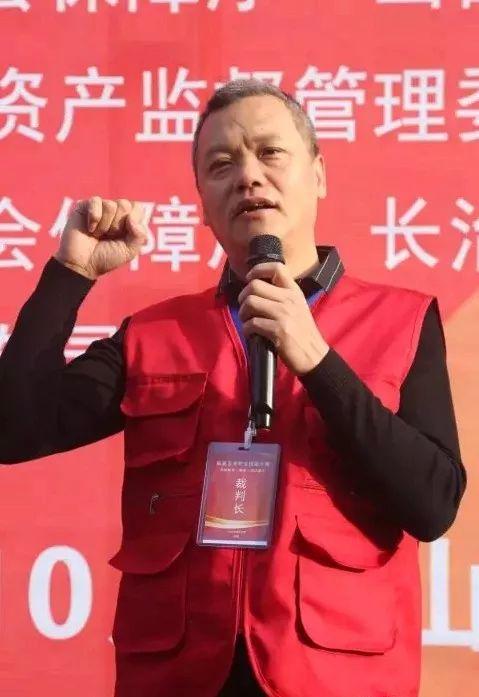 长治职业技术学院党委委员,副院长弓文良宣布开幕长治职业技术学院