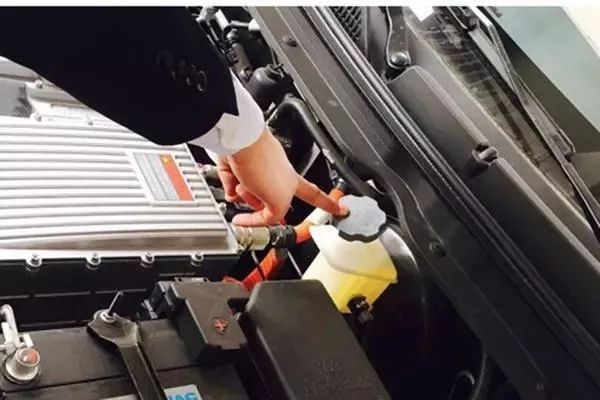 最便宜的汽车电瓶批发 93090c54d4d4460eb2722eb7d83773d5.jpeg